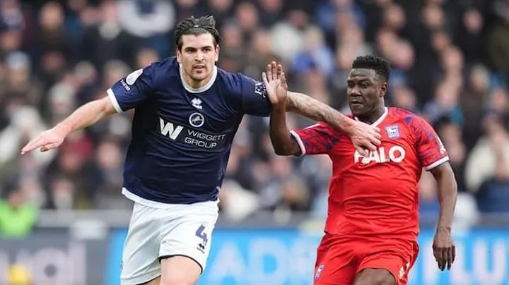 Soi kèo chính xác đội bóng Coventry City vs Ipswich Town